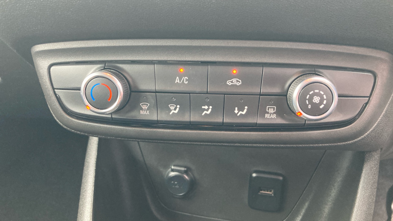 Vauxhall Crossland 1.2 Turbo Design 5dr Petrol Hatchback